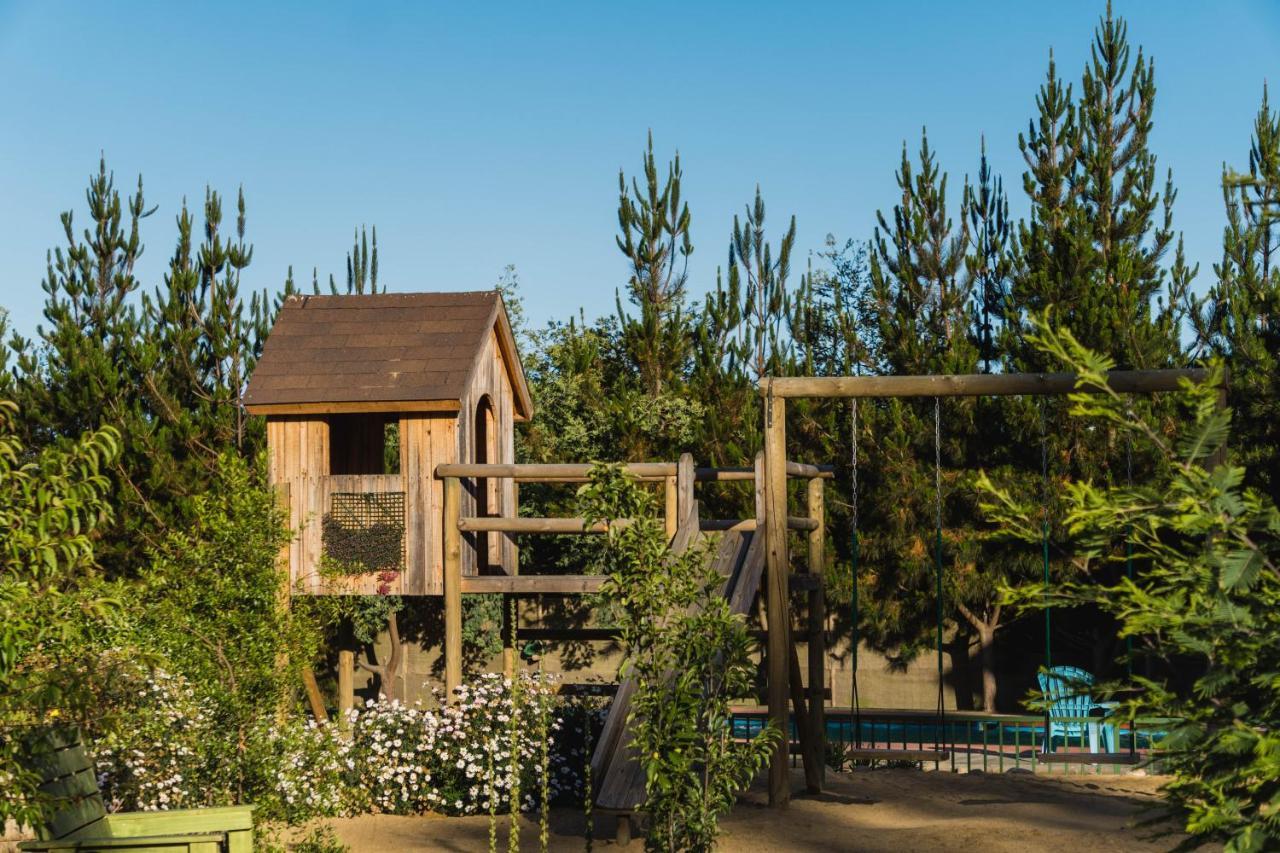 En Tunquén, Bosque, Piscina Y Vista Al Mar Сasa de vacaciones